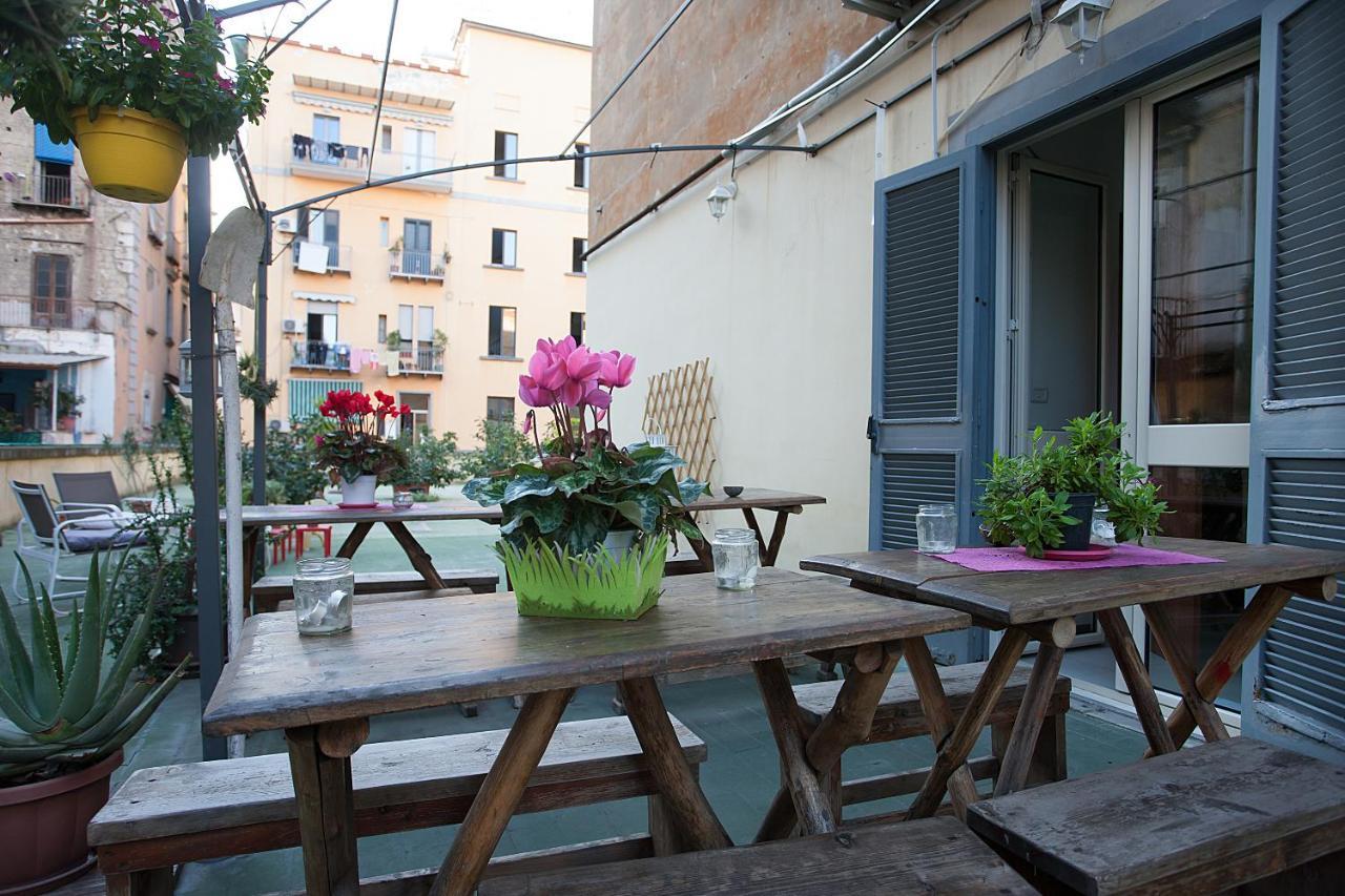 B&B Anna'S Family Terrace Neapel Exterior foto